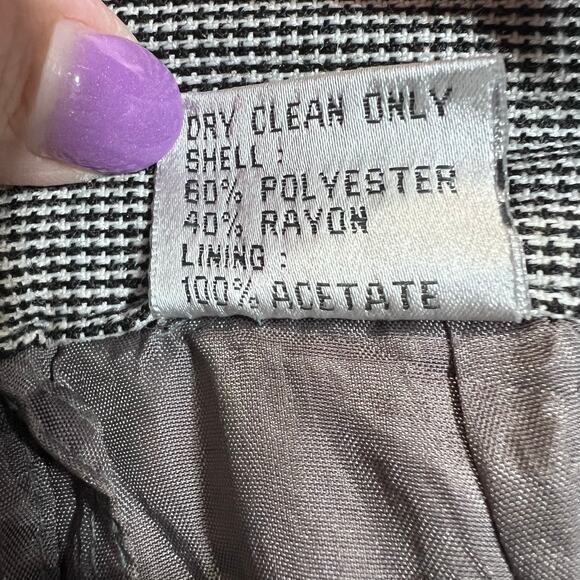 Vintage Houndstooth Size 8 Pleated Skirt Knee Length Professional Career Midi - Picture 4 of 9